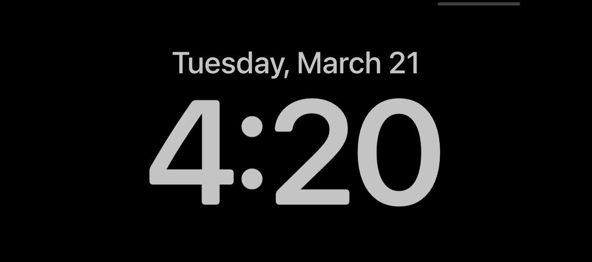 jeffleroydavis's tweet photo. Happy Happy 420 Everyone! #FourTwenty #NobodiesFaultButMine #SmokeEmIfYaGotEm #BeExcellentToOneAnother
#AnotherTrophyDayInParadise #BeExcllentToOneAnother #AndPartyOn https://t.co/rj1EaE7IDf