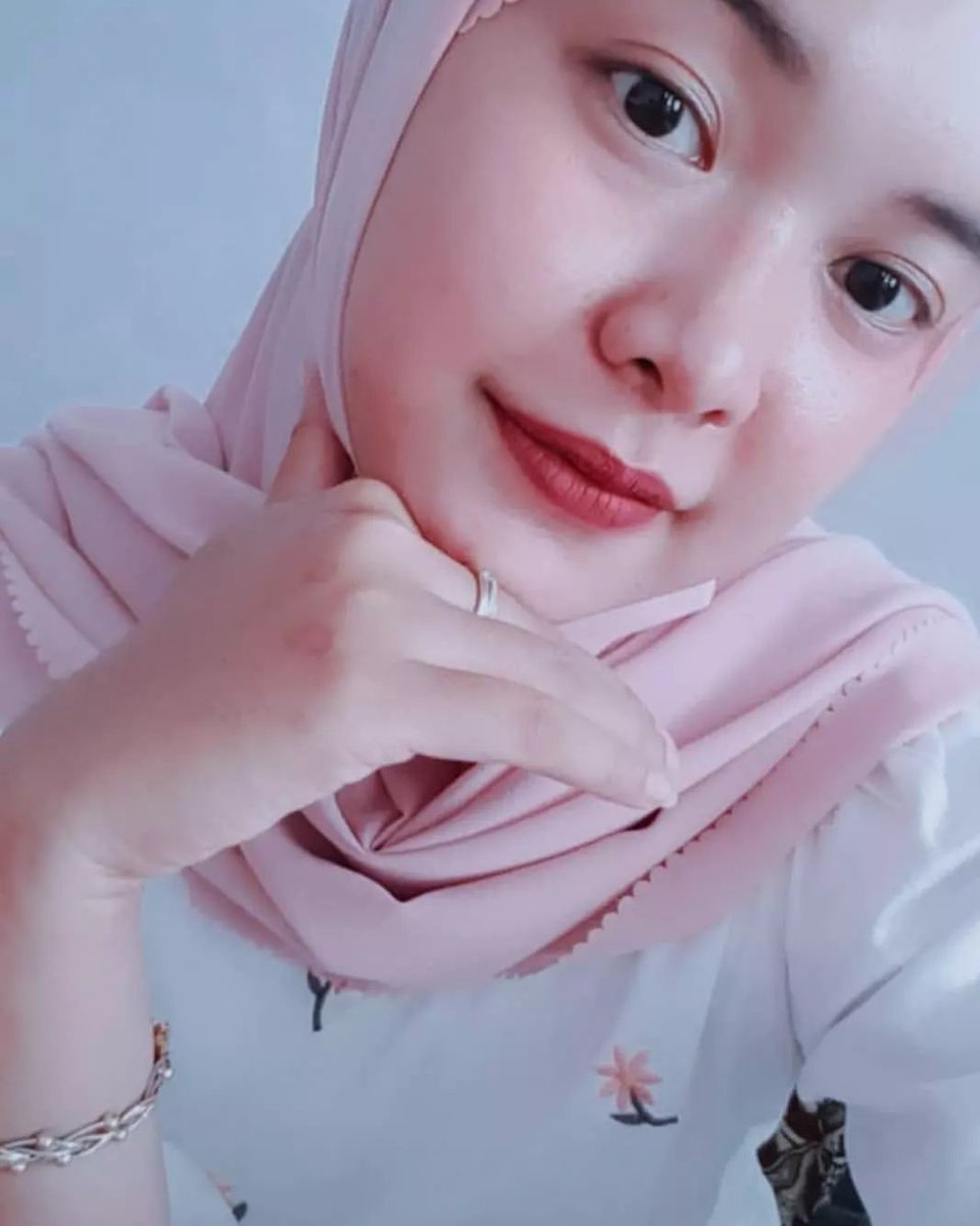 EthoChain's tweet photo. Kenapa ya cowok suka gombal ? https://t.co/Mvja1ENonT