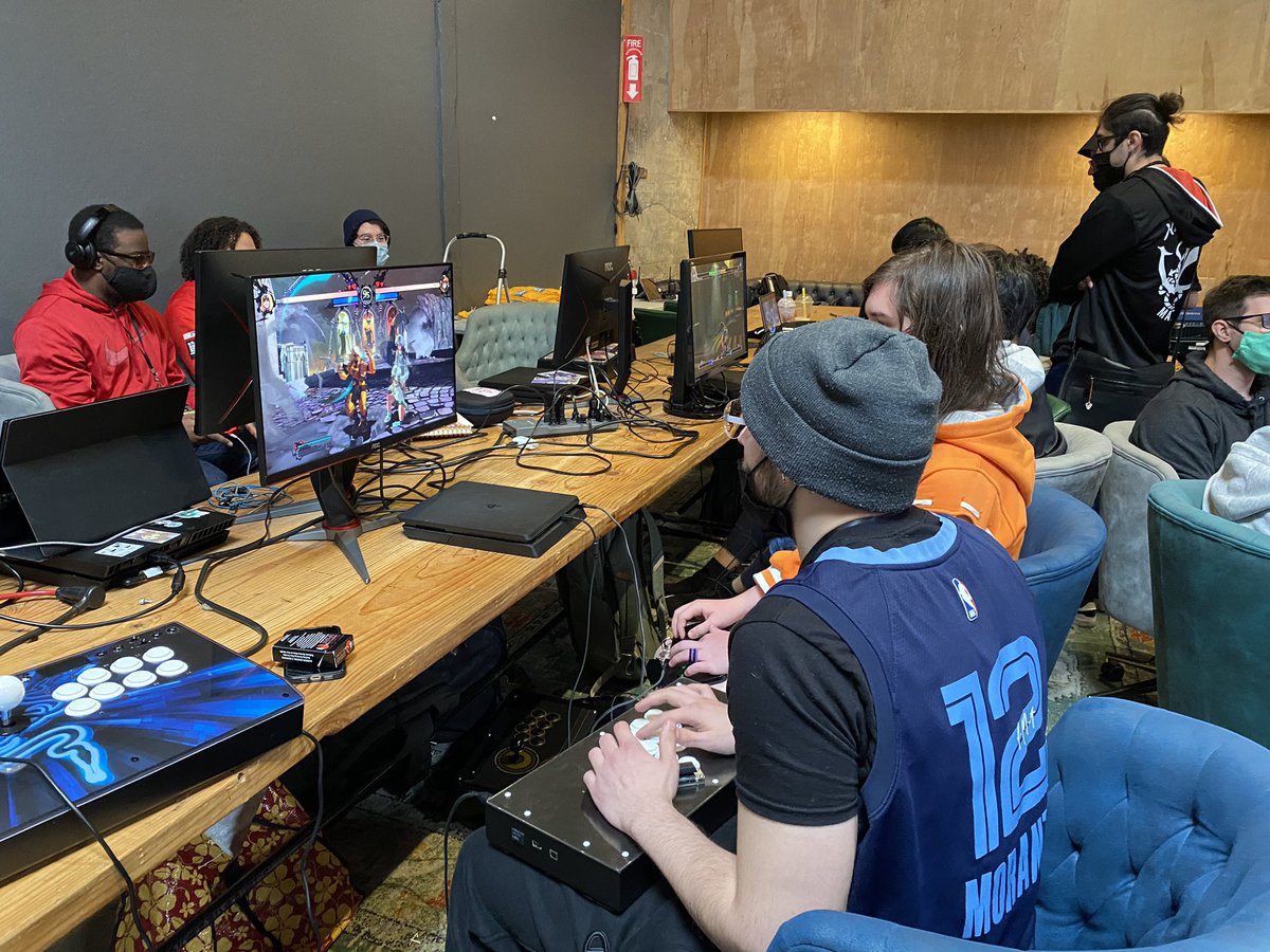 ryufrmstreets's tweet image. Slashback went by way too quickly! Absolutely amazing weekend with amazing people. See y’all at the next 👊🏼 #Slashback2023