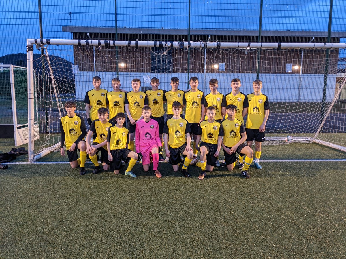 JDC1179's tweet photo. Brilliant win for our u16s tonight.
Fort William u16s 8 v 1 Lochalsh u18s in the Skye and Lochalsh u18 league. 
Absolutely brilliant team performance.
Thanks to Stuart Young of S A Young Ltd for sponsoring our new kit.
@WestHighlandAFA https://t.co/cuWk3Dqd2W