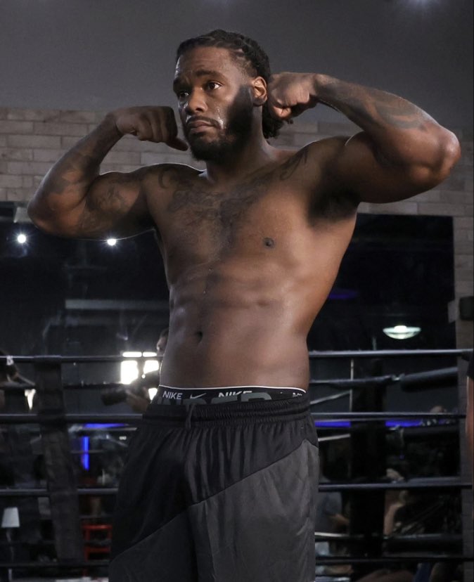 JK_Boxing's tweet photo. βΌοΈβYβall gonna see me in the most πΌπΎππππ this yearβ-πππππ ππππππ ππβ¦βΌοΈ
Hasim promises a lot of fight action from him this yearβ¦π€π₯
@_HasimRahmanJr #HasimRahmanJr
#Misfitsboxing #boxing https://t.co/CRCJmLCzP7