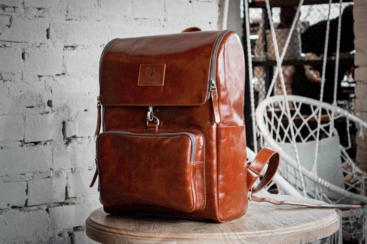 SharkyFriends's tweet image. Spacious and high-quality Leather backpack men made of brown genuine leather with which you will look fashionable and modern #Backpackwomen #backpackmen #custombackpack