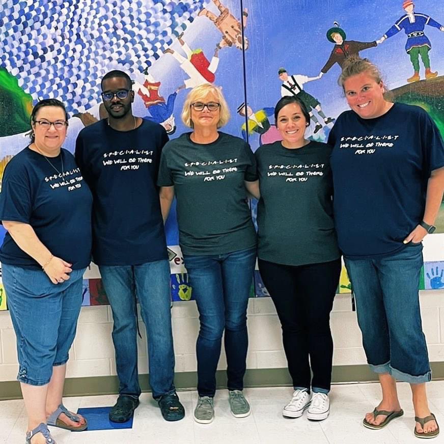 #shoutoutbeforetrackout on this beautiful Tuesday! <a href="/WilburnElem/">Wilburn Elementary</a> Sunshine Crew would like to recognize our Specialists! This team is very hands on, not only with our students, but with any job that needs to be done! Their support and positivity is greatly appreciated! ❤️