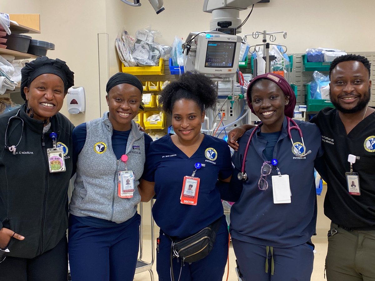 Spotted recently on-shift  <a href="/Yale_EM/">Yale Emergency Medicine</a> 🫶. 1 of the most heartwarming experiences being in our dept x a decade has been seeing it every yr (do the work &amp; thus) steadily ⬆️ recruitment *&amp; retention of diverse individuals. Here:faculty,PGY3,PGY2,fellow. #diversity *and #inclusion 🙏🏽❤️