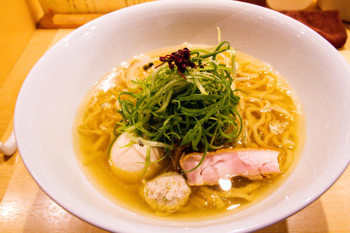 5amRamen's tweet photo. Only have 24 hours in Tokyo? Not sure where to eat ramen? We got you covered! 

In 5 Tokyo neighborhoods we've set aside our top ramen picks: 
https://t.co/UxP0VExvTe

#Tokyoramen #Tokyo #ramen #ramennoodles #TokyoRamenTours #eatramen #noodles #5amRamen https://t.co/Q1znZyNYlG