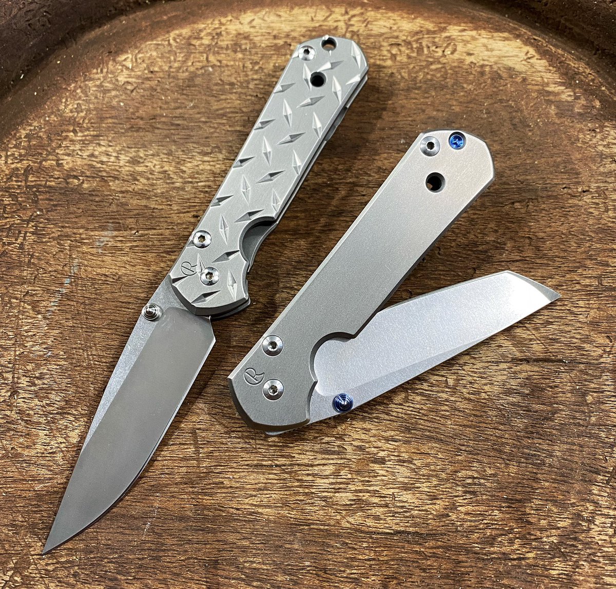 KevinCo55931013's tweet photo. Tuesday pic-
#two4tuesday courtesy of Chris Reeve knives
#crk #idahomade
#thinktwicecutonce
#sebbie #sebenza21 #diamondplate https://t.co/tVi58iPCM8