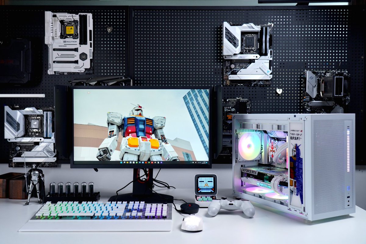 1STPLAYER888's tweet image. #1stplayer
Mi6  Micro tower, front panel with dancing bar, we can place it on the desktop and configure it to suit our needs.
If you want it to be more beautiful, you can choose  fans with RGB or liquid cooling with RGB
Know more:
1stplayer.com/productdetails…
#gamingcase #rgbcase #pc