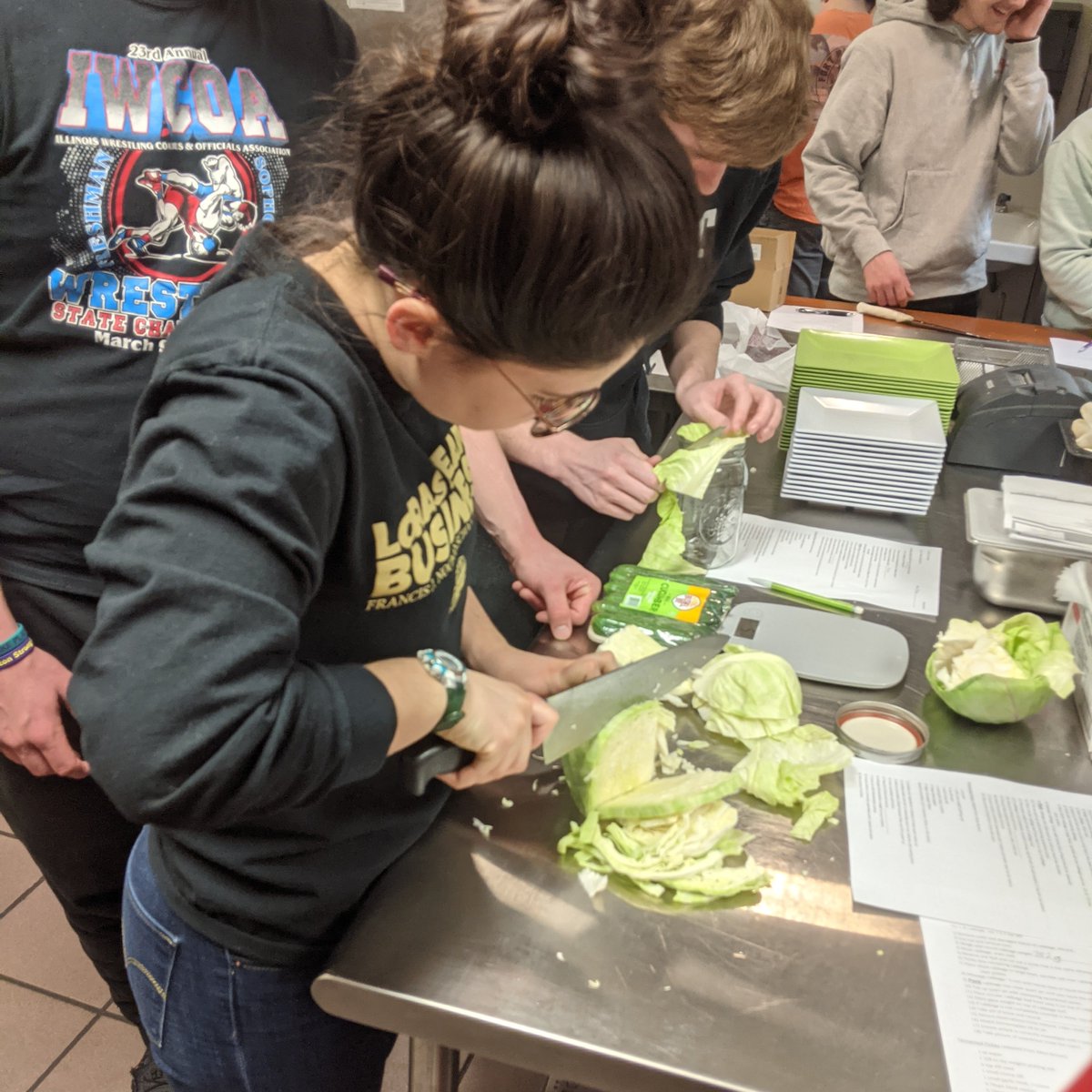 Loras College Chemistry tweet media
