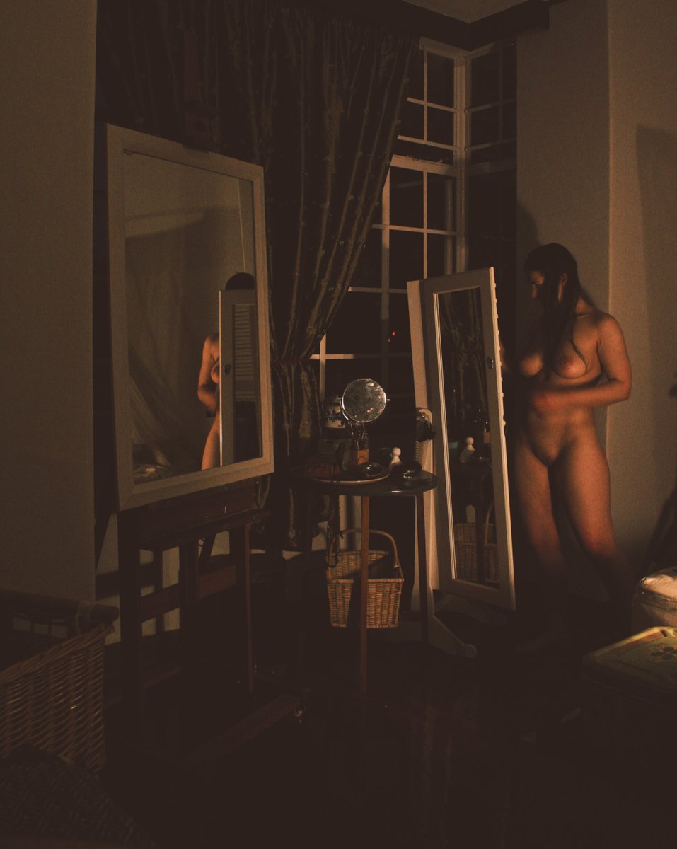LeaAndBear's tweet photo. Up before the sun. https://t.co/ApzCbAoBiQ