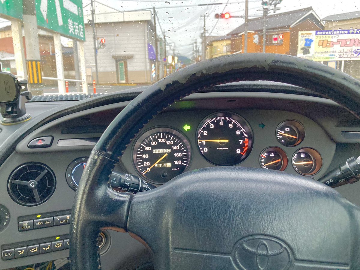 tomibo8216's tweet photo. ［緩募］
ほんとにゆるーくですが大事に乗ってくれる方いれば募集します😭　
いなければまだしばらくじぶんで乗ります　笑
7年間大事に乗ってきた80スープラです。
興味がある方は詳しくはDMでお願いします。
#スープラ売ります
#ASK
#スープラ
#80スープラ
#Supura
#SZ-R
#3000cc
#6MT
#JZA80
#2JZ https://t.co/uUw0IgTzdG