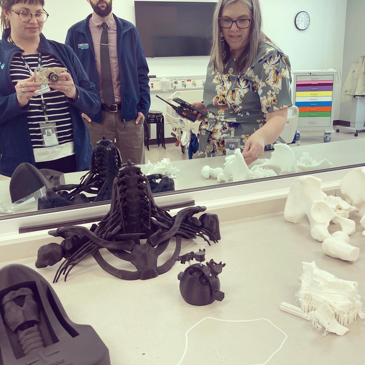 Learning specialists checking out the 3D printed working models for Osteopathic Medicine 👏🏼👏🏼👏🏼 #learningsciences #meducationalpsychology