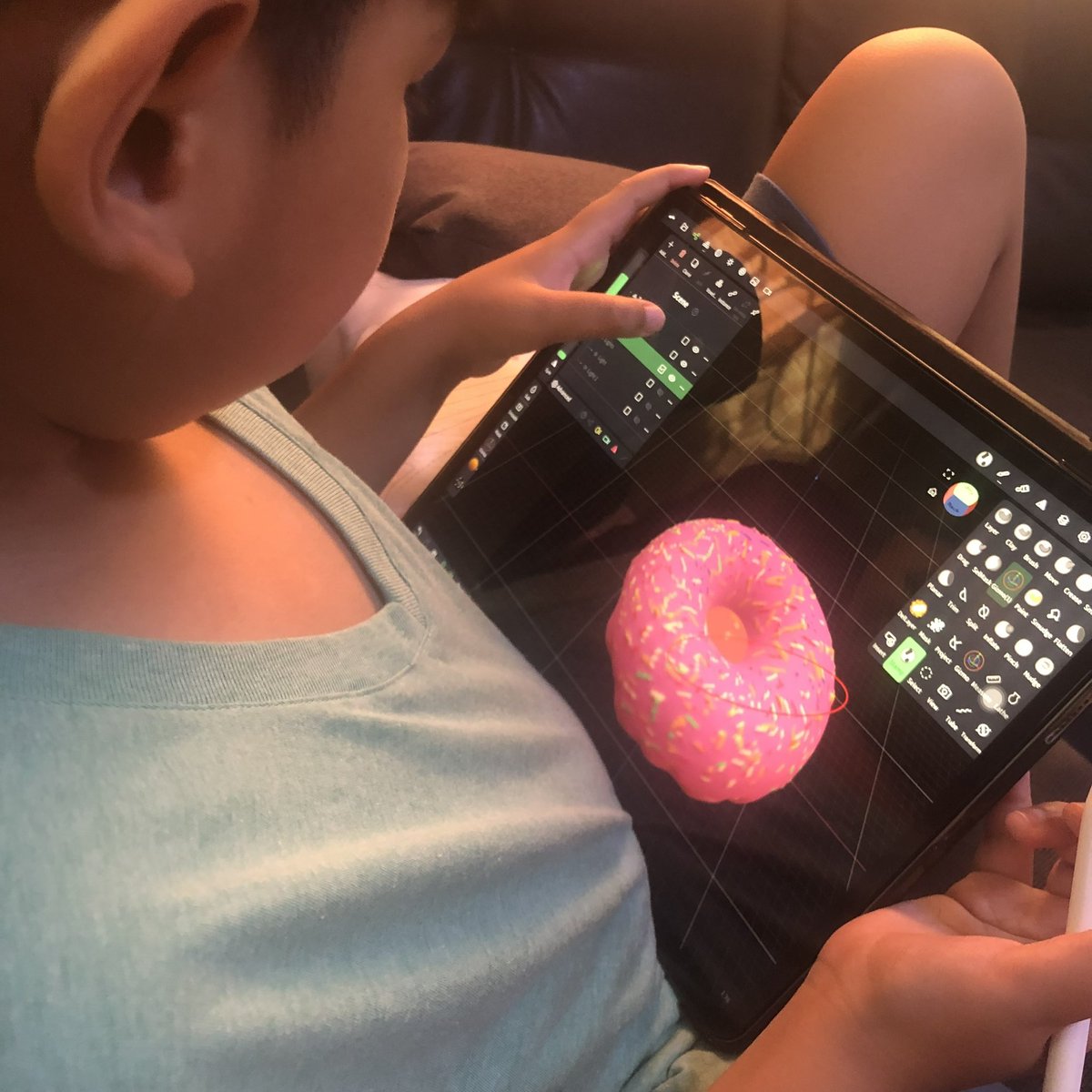 MekaDevil01's tweet photo. First Doughnut🍩practice on youtube.
#NomadSculpt #MekaDevil https://t.co/BqReQtbJaD