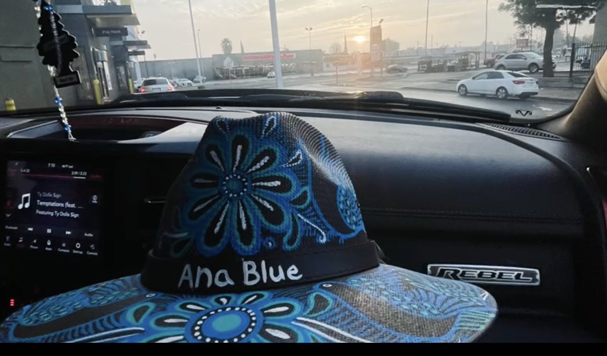 AnaKassas's tweet photo. https://t.co/A4M5R9QolL