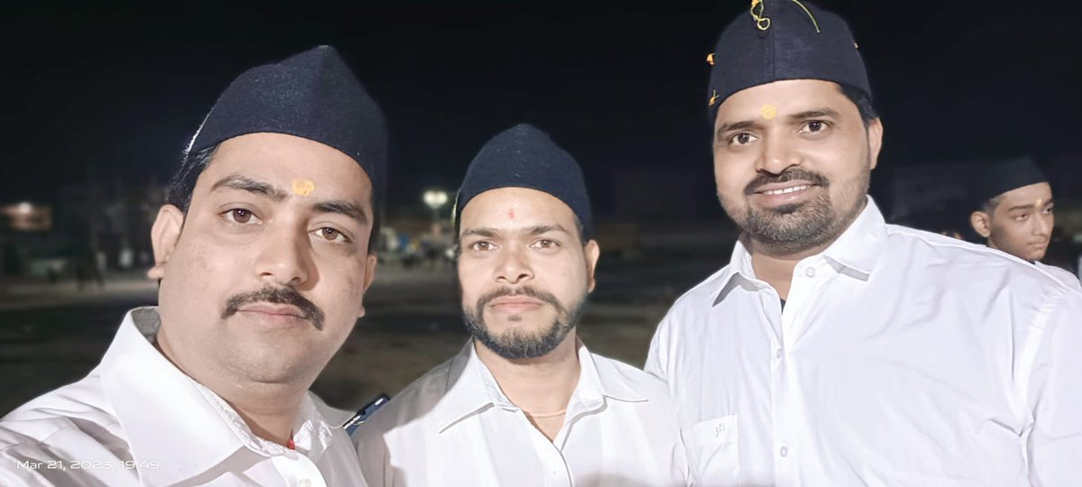 Pushpechauhan89's tweet photo. नव वर्ष की हार्दिक शुभकामनायें 💐
जय माँ भवानी https://t.co/jUxyoOiU9I