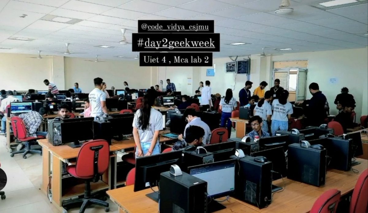 GeekWeekCsjmu's tweet photo. "Day 2 of Geek Week "Code Warz" was a blast! From debugging to algorithm challenges, participants conquered it all...Our participants had completed all the coding challenges and it's gonna be great fun with upcoming events stay tuned!"#GeekWeekCodeWarz #CodingChampions #csjmu https://t.co/Iho6ipSewe