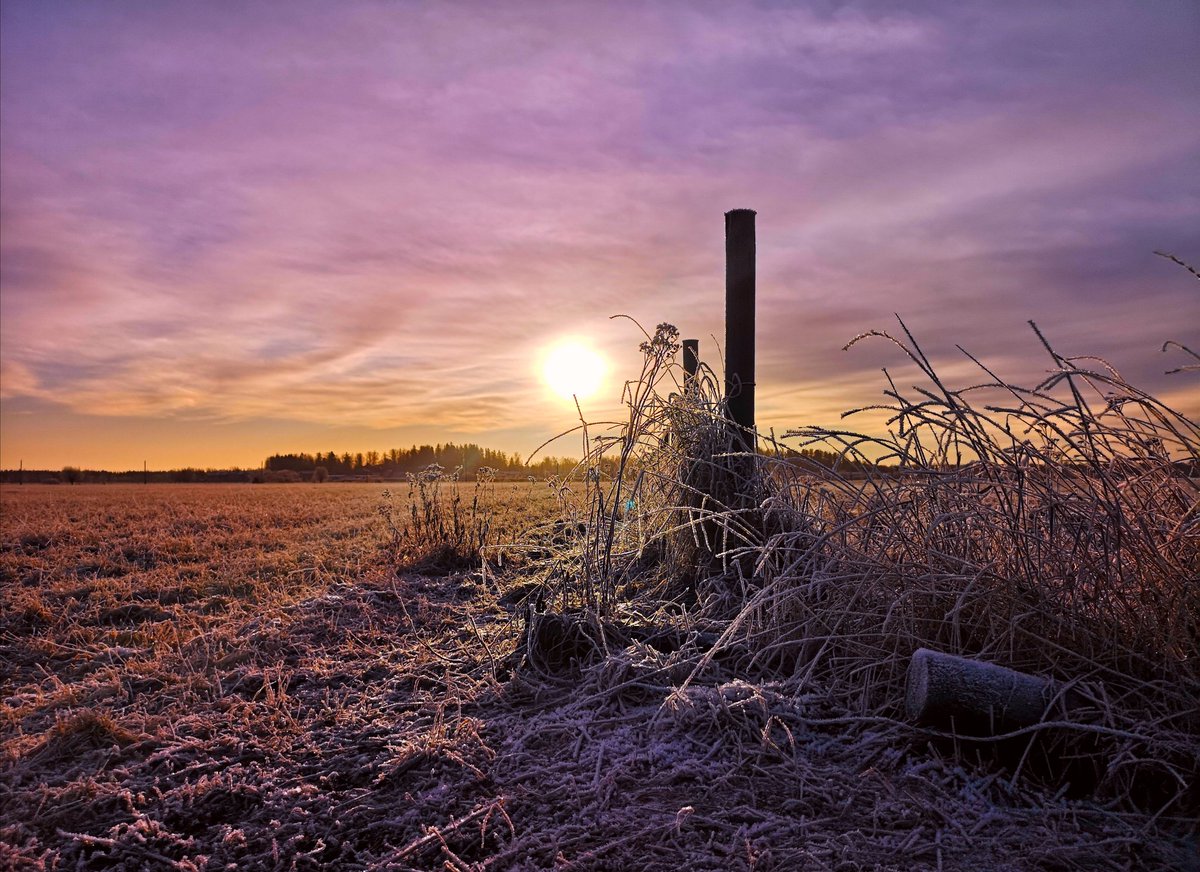 Amazing Nature

#Helsinki #Finland #photography #StormHour #travel #Photograph #weather #nature #sunset #photo #landscape #sky #clouds #visitfinland #visithelsinki #discoverfinland #wanderlust #WednesdayMotivation