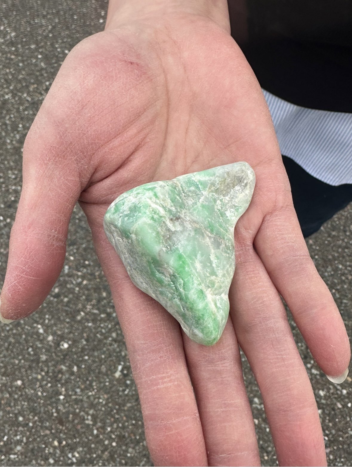 コランダム 原石 翡翠 糸魚川 宝石 ルビー サファイア ヒスイ Amazon.co.jp: 糸魚川 翡翠 ヒスイ コランダム サファイア