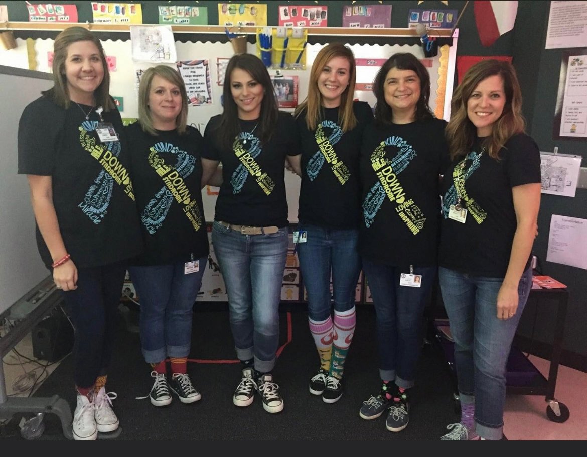 77Blerina's tweet photo. #WorldDownDyndromeDay @BlackBearkats #CFISD https://t.co/BoXItvirPT