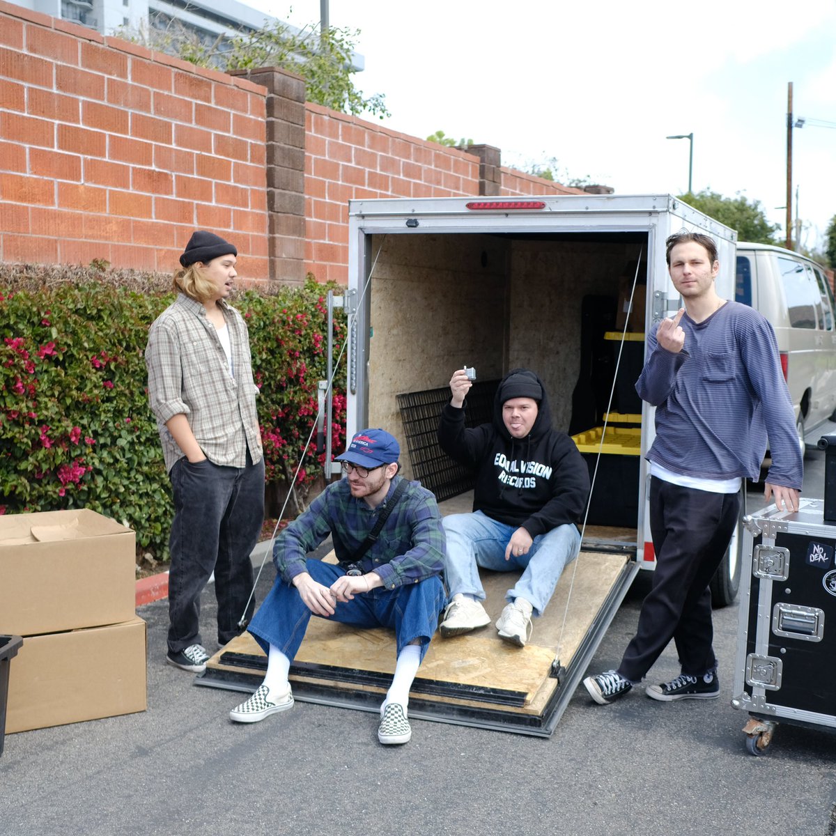 YOUNG CULTURE tweet media