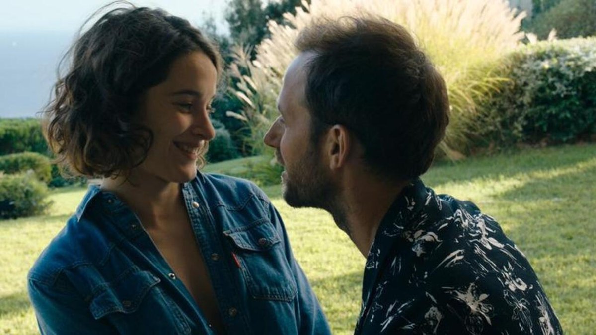 RFIculture's tweet photo. Cinéma: «De grandes espérances», le thriller politique de Sylvain Desclous https://t.co/UKVHpYfVn2 https://t.co/aI8ZMs15Xm