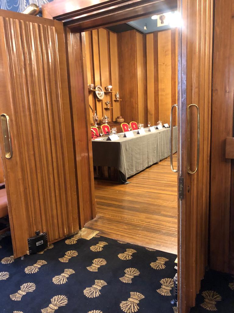 Geo2saf's tweet photo. Water city debate at the beatiful Bakers hall this evening hosted by the @H2Oconservators featuring the chairs of @British_Water @Ofwat @AnglianWater and @Dieter_Helm https://t.co/EZAIHUi8zC