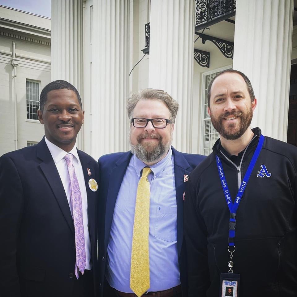 AuburnCityEdu's tweet photo. PERFORMING ARTS🎵: Today was the #AMEA “Hill Day” in Montgomery!

@AuburnJrHigh Jazz Band and Show Choir performed during this statewide advocacy event!
(📸 by @bennettphoto)

Click the Link Tree in our bio to see more on #AuburnCitySchools Facebook! https://t.co/o6rFxguqhs