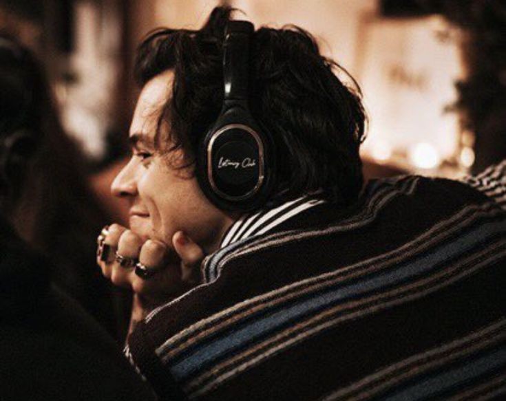 hesmousling's tweet photo. ⊹ ˖˚ 🎧🌟 https://t.co/eaZymIL1j0