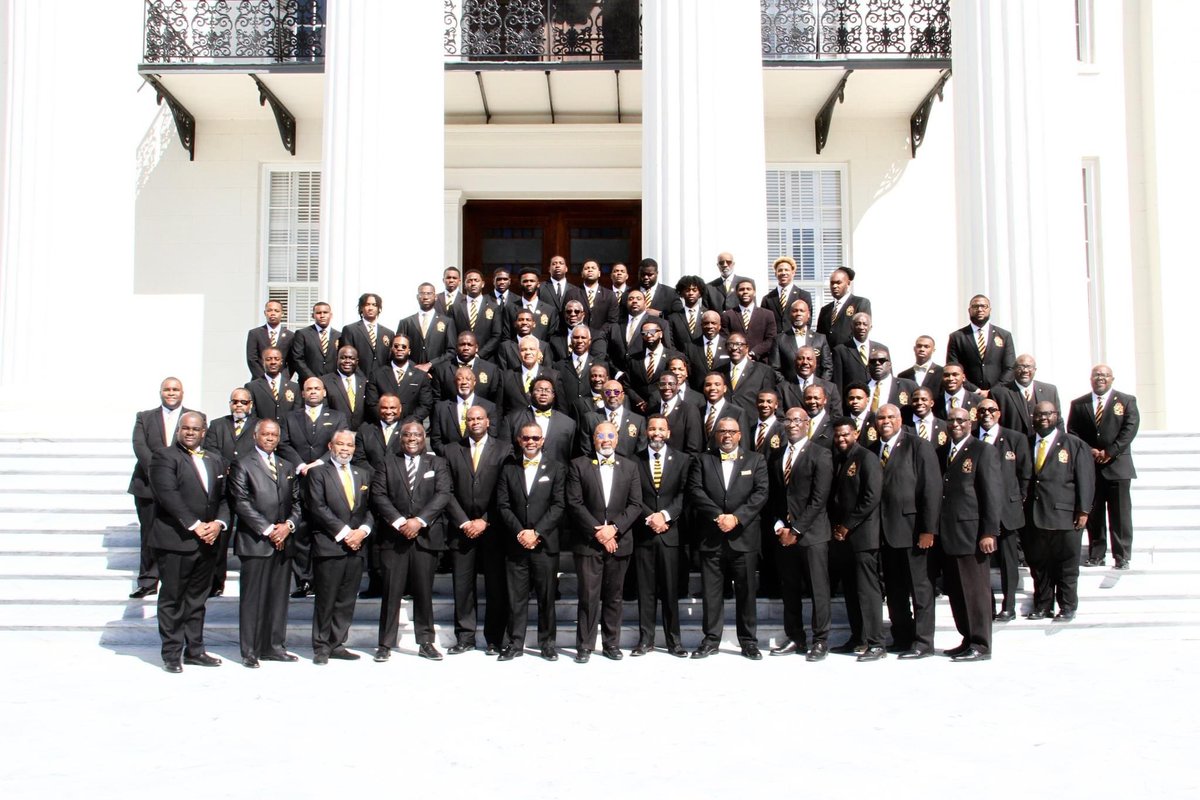 princecleveland's tweet photo. Alpha Day at the Alabama State Capitol. A great day of leadership and service. #ΑΦΑ #AlphaPhiAlpha #AlphaBama https://t.co/V4dkyOwHfX