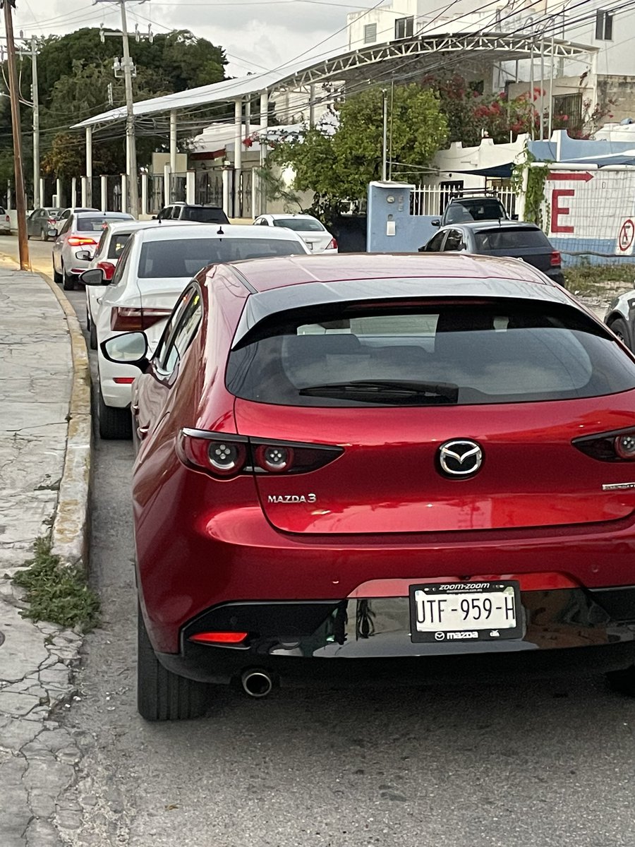 Aaron Gomez tweet media