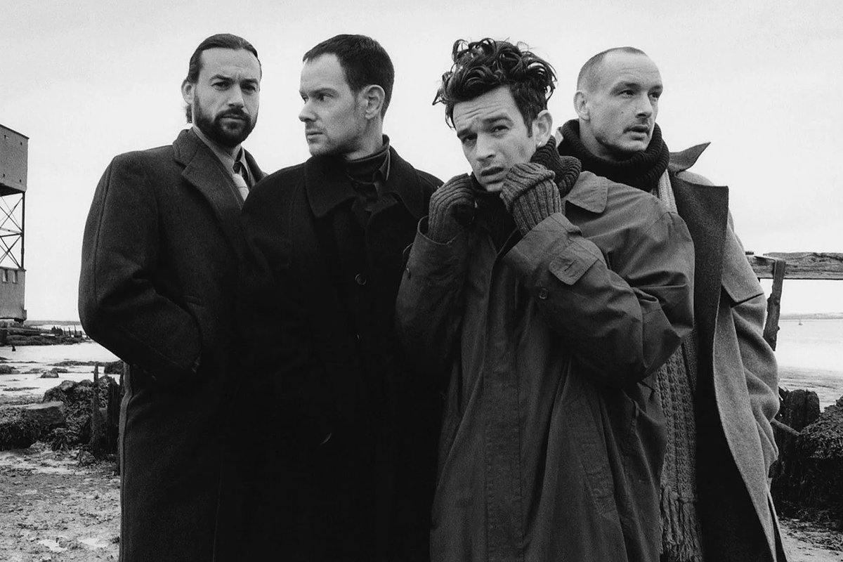 the1975online's tweet photo. SETLIST DA THE 1975 EM ASSUNÇÃO! Entraram 'Paris', 'People' e 'Love Me' (1h15 de show). 🇵🇾

It's Not Living
Too Shy
Happiness
Chocolate
I'm In Love With You
About You
An Encounter
Robbers
Paris
Love It If We Made It
People
Somebody Else
The Sound
Love Me
Sex
Give Yourself a Try https://t.co/v6ZnnaWOHF