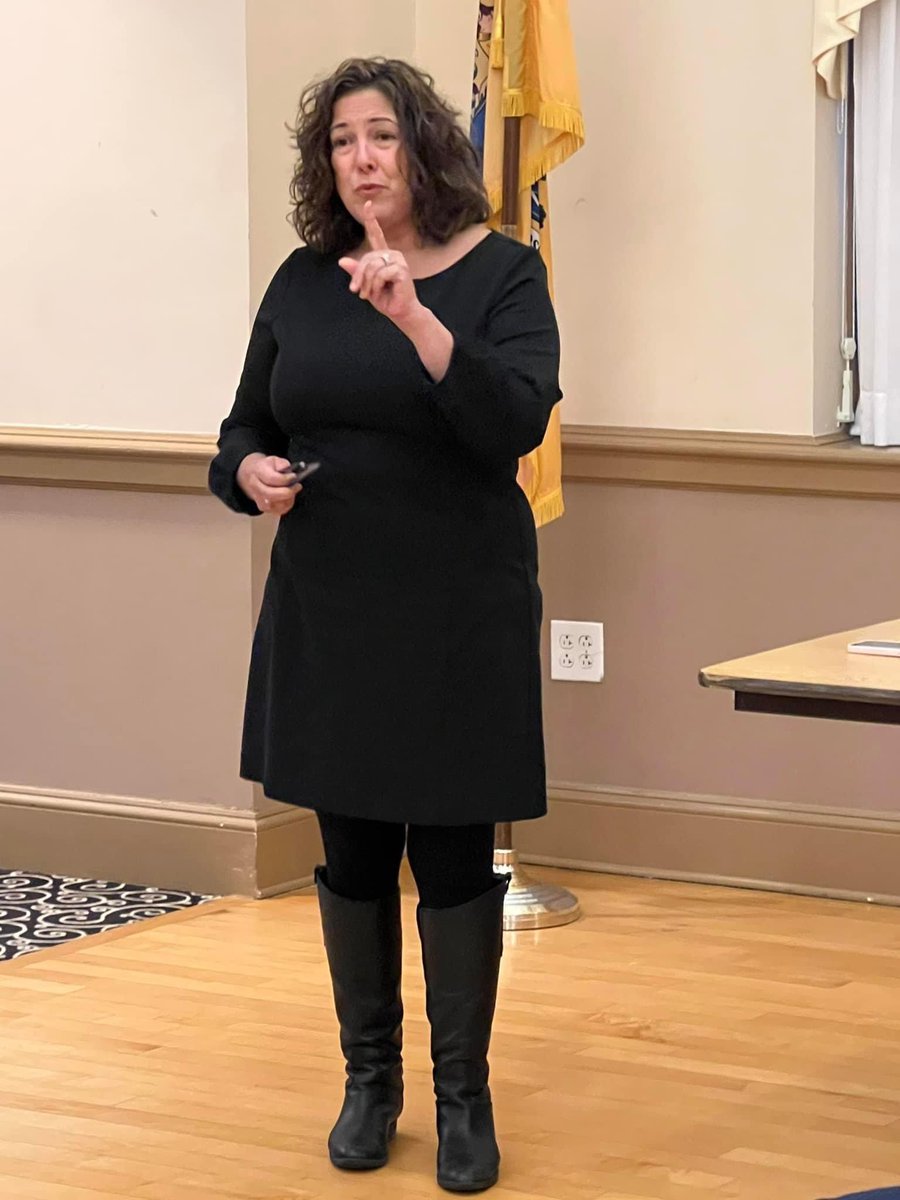 Dems4Colls's tweet photo. Thanks to all who attended our meeting and #WomensHistoryMonth special event, especially @camdencountynj Surrogate Michelle Gentek-Mayer and @Collingswood_NJ Commissioner Morgan Robinson for providing valuable insight on the importance of women’s representation in public service! https://t.co/id8voQDDau