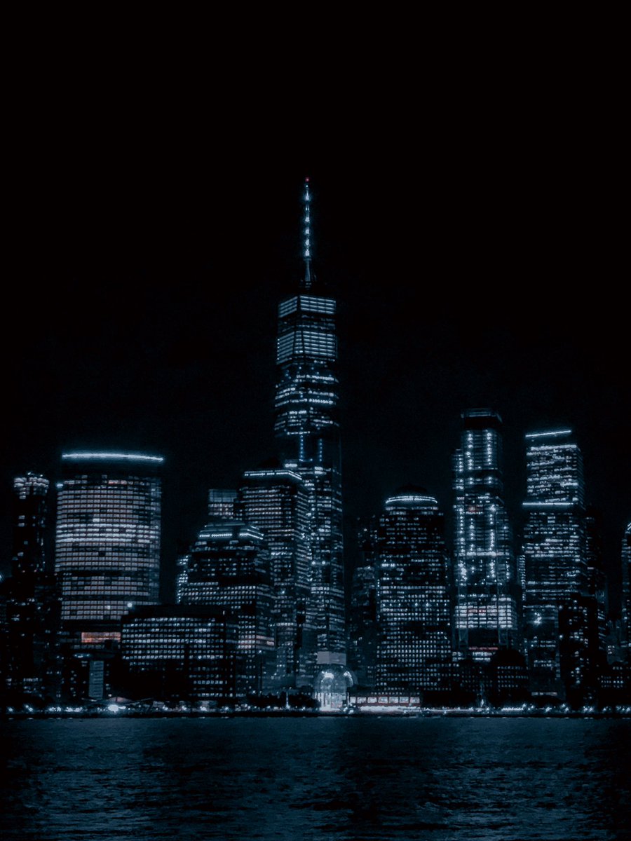 One World Trade Center 🏙️!!!

#oneworld #oneworldtrade #oneworldtradecenter #ny #newyork #newyorkcity #bestview #lightroom #concretejungle #citythatneversleeps #metroblue