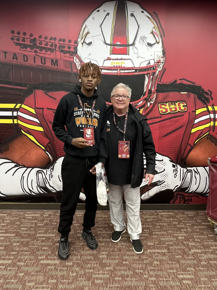 DavidAlwayzOpen's tweet photo. That 2 looking good on me ♾️! Just a recap on the amazing visit I had at @ULMFB_Recruit @ULM_FB #blessed #prayforlamar @drobalwayzopen @coachjsam @antwaun_criss  @WillieCarter34 @CoachStew06 https://t.co/yBIu2au09v