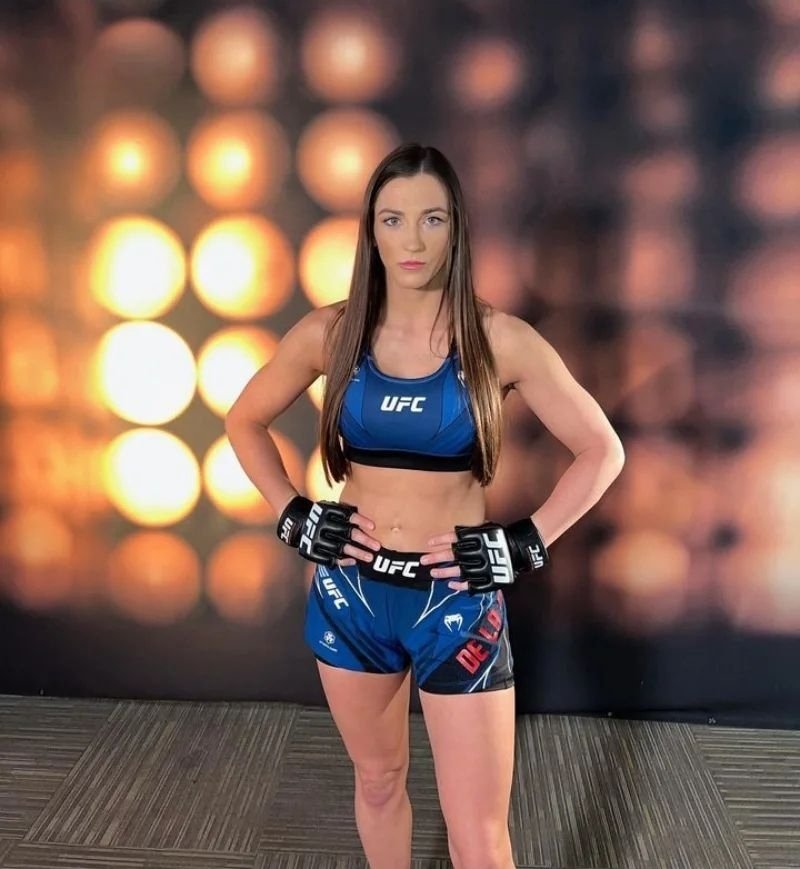 mmababes_'s tweet photo. @montanamarie211 🇺🇲 #MMATwitter https://t.co/0DwpKK6saM