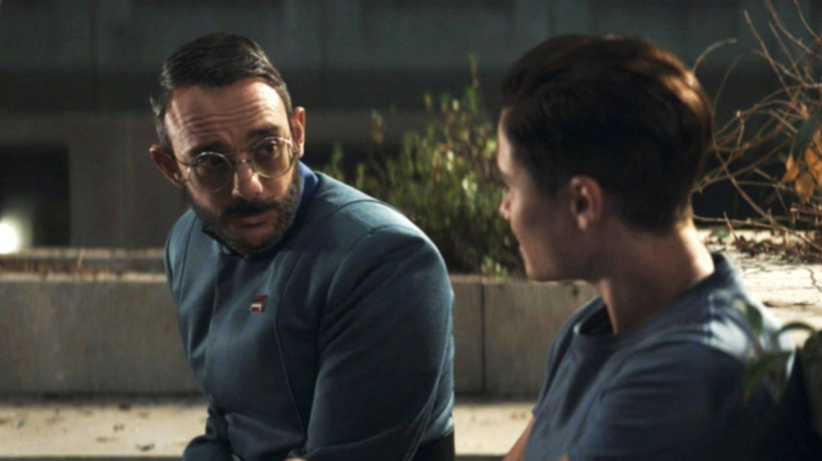 #TheMandalorian S3E3 - The Convert. The storyline on Coruscant that was weirdly sandwiched between regular Mando Stuff did not make any sense to me. Strange episode.