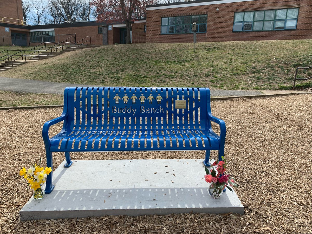 RT <a target='_blank' href='http://twitter.com/ktmadigan'>@ktmadigan</a>: Today we dedicated a Buddy Bench in honor of Melinda Robins. <a target='_blank' href='http://twitter.com/APSTaylor'>@APSTaylor</a> <a target='_blank' href='https://t.co/CK64s4trkL'>https://t.co/CK64s4trkL</a>