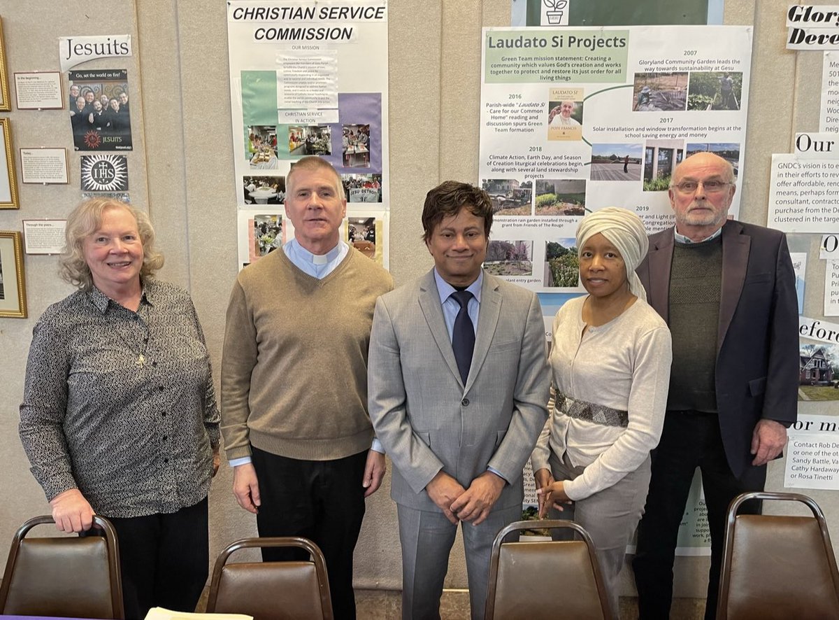 RepShriThanedar's tweet photo. Today, I stood alongside faith leaders and community members in Detroit to demand stronger environmental protections for our community. As the Congressman of Michigan's 13th District, I know firsthand the devastating effects of air pollution on our community. https://t.co/ALuKqyjn9J