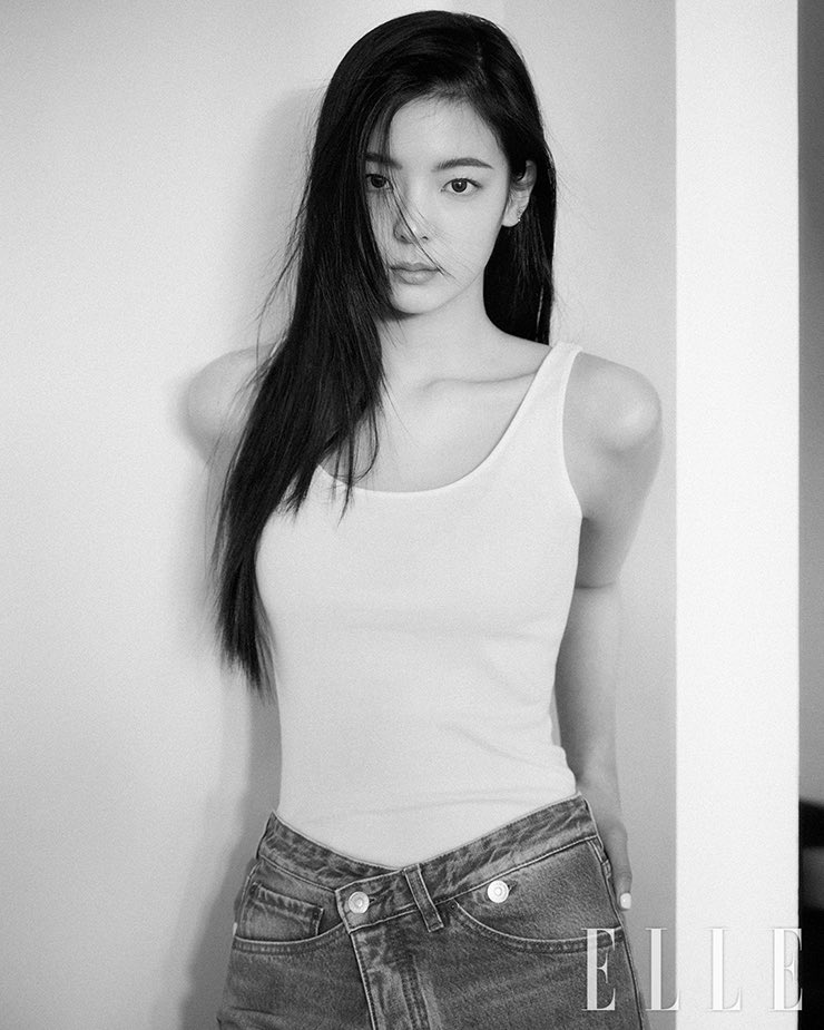 liafiles's tweet photo. #LIA for ELLE https://t.co/PsmF3XGax9