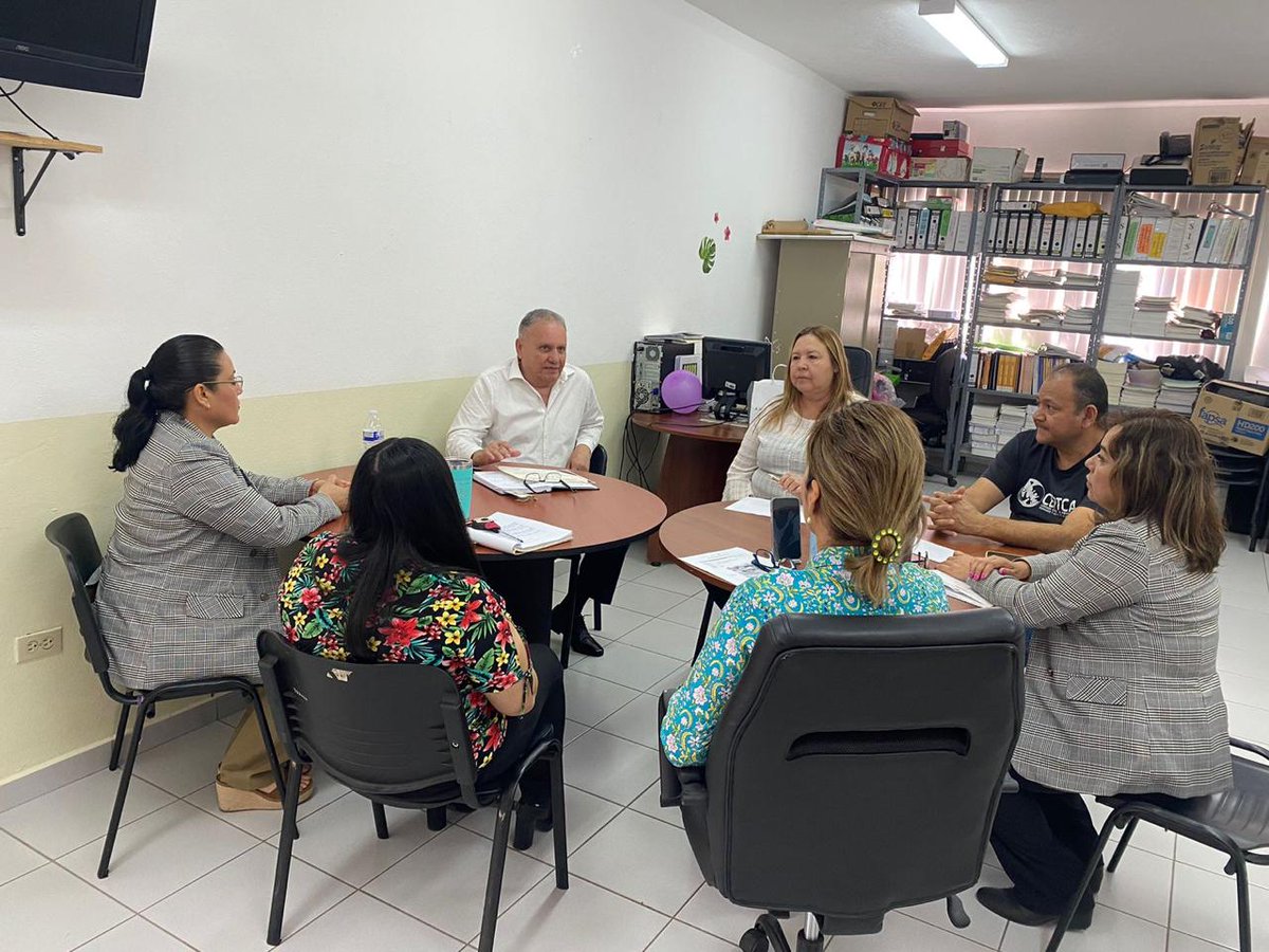 Reunión de Equipo del personal de Capa Culiacán para ver avances y pendientes para la proxima supervisión y acreditación.
#adicciones
#JuntosPorLaPaz☂ 
#CEPTCA 
#TransformandoJuntos #Sinaloa #UNEMECAPA
#Prevención
#PorLaSaludMental
#ConadicTeEscucha
#SaludConSentidoSocial