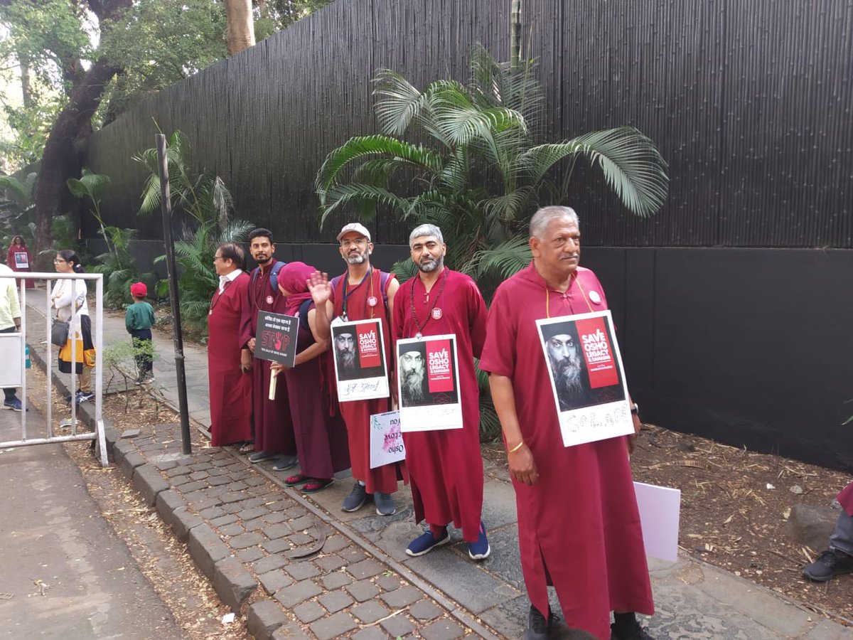NeelamChhatbar's tweet photo. @save_pune Save Osho Aashram https://t.co/KFwVQgFjg7