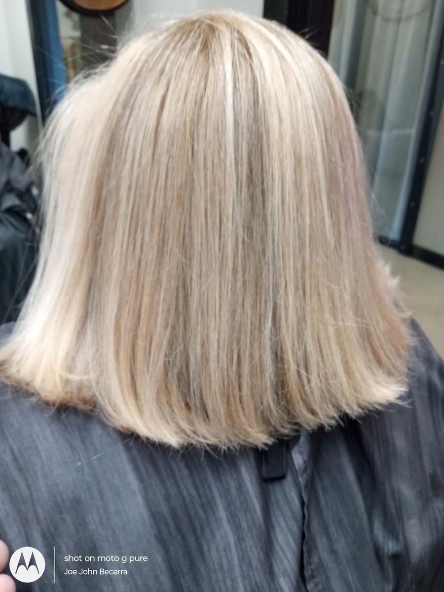 BecerraJohnJoe1's tweet image. Vanilla blonde created using the #Shadowlights service, accenting natural areas of lightness for beautiful dimension using #KolestonPerfect.