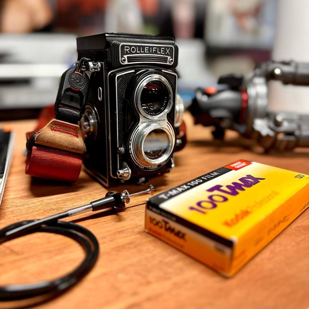 TheDMVWorkshops's tweet photo. Getting the Rollei ready to for this weekends street meet in DC. Where the subjects will be the peak Cherry Blossoms and models. 📸 🌸 💃🏻 Photographers and Models learn more about our annual event by reviewing the ticket details. 🎫 See our profile link… https://t.co/EMsPSoAEBM https://t.co/zX4ZygYeFL
