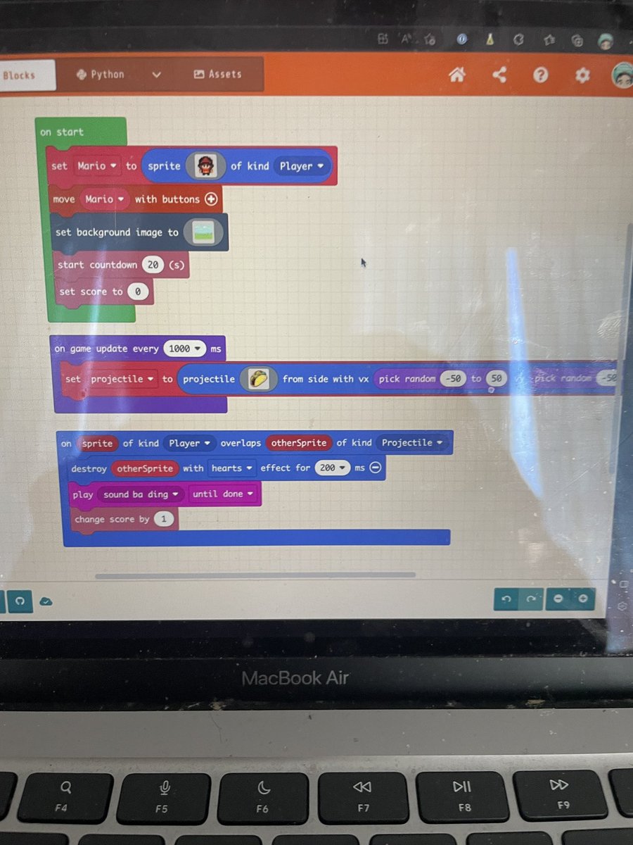 DCDSB_STEM's tweet photo. Teachers and students learning MakeCode Arcade video gaming. #DCDSBCoding #DCDSBSTEM #DCDSBExcellence https://t.co/bJmB5g5pOJ