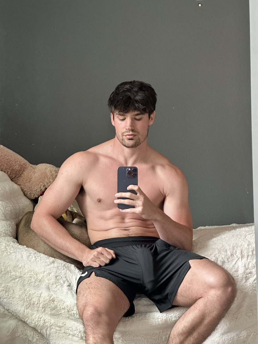 govindansalem's tweet photo. RT if you’d sit on my 3rd leg
#fitness
https://t.co/n6zOG2ttNz https://t.co/QSujqvGIhB
