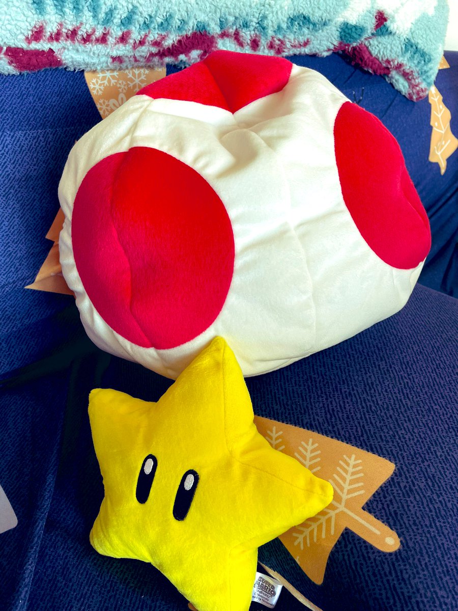 SheEmimie's tweet photo. 日本っぽいもの持って応援したいと思って見つけたのコレ😂 https://t.co/HtIaMzb8dC