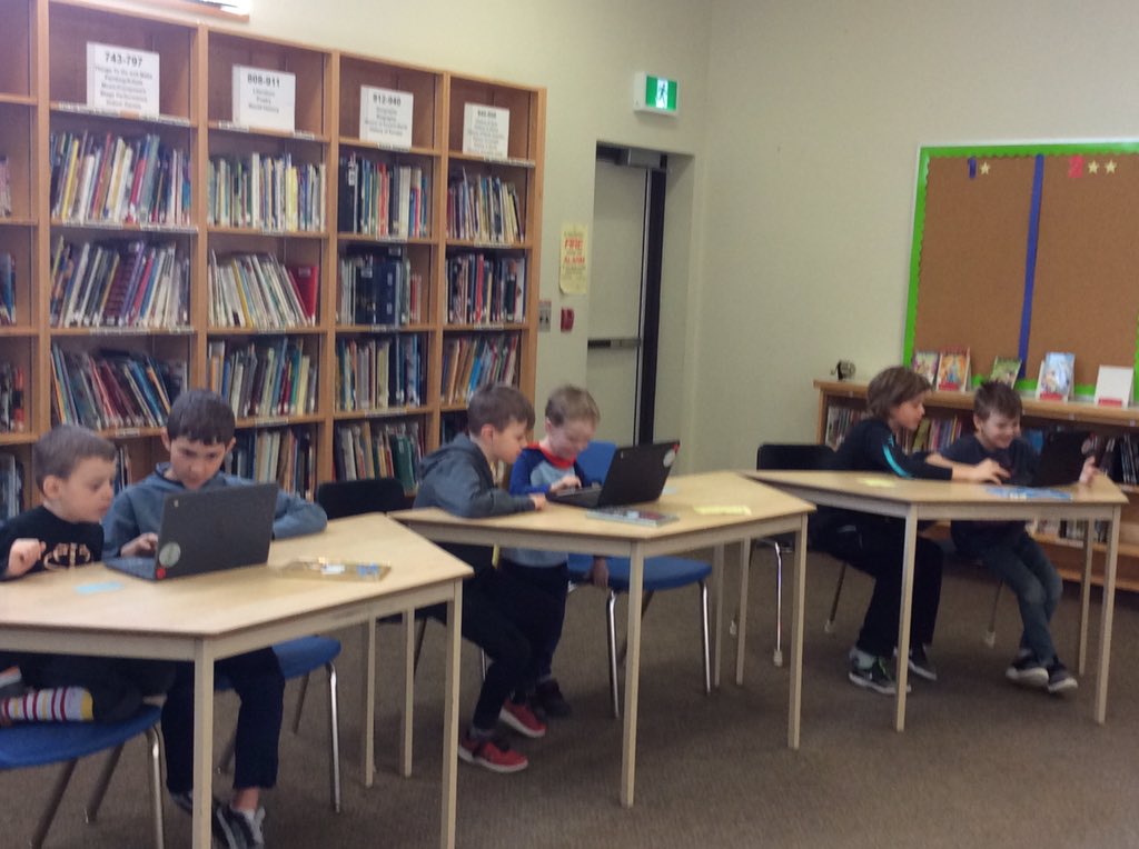 RegierReport's tweet photo. We love helping our little buddies!  Today we were tech teachers and helped our buddies login to the chromebooks.  @SeaforthPublic https://t.co/nSto8GmKxl