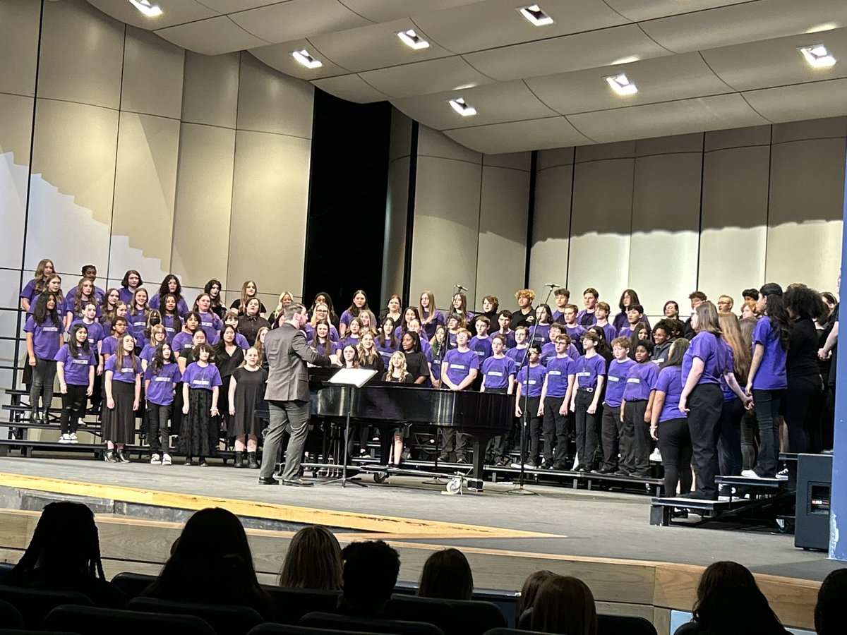 PrincipalHallie's tweet photo. #npsproud https://t.co/CJjY0k2bJ3