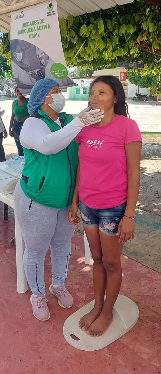 yaneriscc's tweet photo. Hoy acompañamos jornada de identificación con la Registraduría Nacional en el corregimiento de Tomarrazón #Riohacha. Se valoraron 33 niños y 2 madres gestantes. Encontrando 4 niños en riesgo de desnutrición que serán vinculados al programa Mil días de #ICBF para su recuperación. https://t.co/yIncNbL6gp