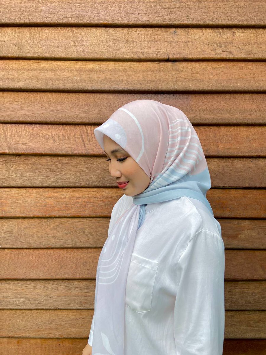 bynuri_'s tweet photo. ✨️ Cipta ✨️ kenangan ✨️ Indah ✨️ dengan #MemoryRaya collection 🤍
tengok awning tu senang je bentukk haihhh stock makin sikit 😱 korang dah ada tudung pergi iftar date ke tuuu?
💰 RM34
bidang 47 | opacity 8/10
💌 order here - https://t.co/DbTkXVKXp4 https://t.co/2c2Yqk7hbW