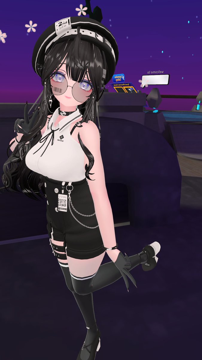 zaki_kuyumi's tweet image. #VRChat #VRchatはじめました #vrchatfunny​ 🥰🥰
